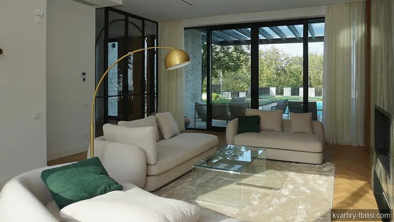 8-bedroom House for rent in Tbilisi, Tbilisi, 500 sqm — 9 000 USD/month | Tbilisi Homes