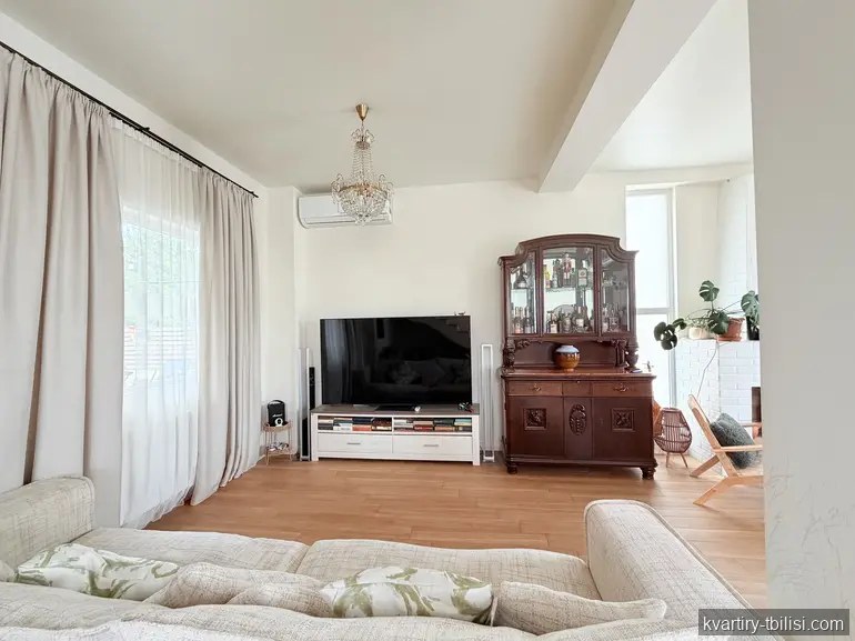 7-bedroom House for sale in Tbilisi, Tbilisi, 205 sqm — 320 000 USD | Tbilisi Homes