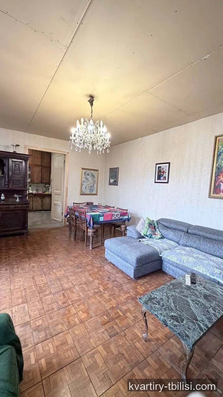 4-bedroom Apartment for sale in Abanotubani, Tbilisi, 160 sqm, floor 2/3 — 340 000 USD | Tbilisi Homes
