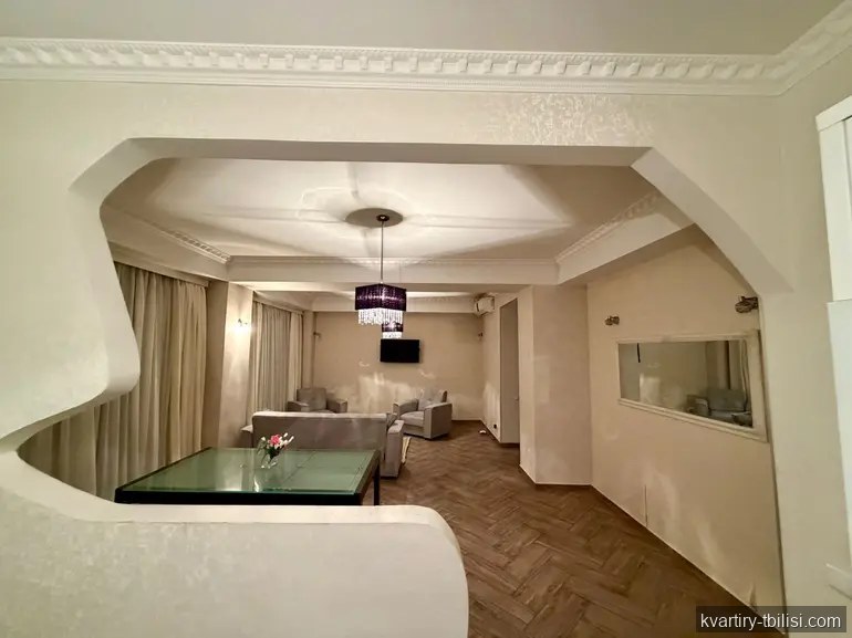 5-комнатная квартира в Авлабари — 300 000 USD | Tbilisi Homes