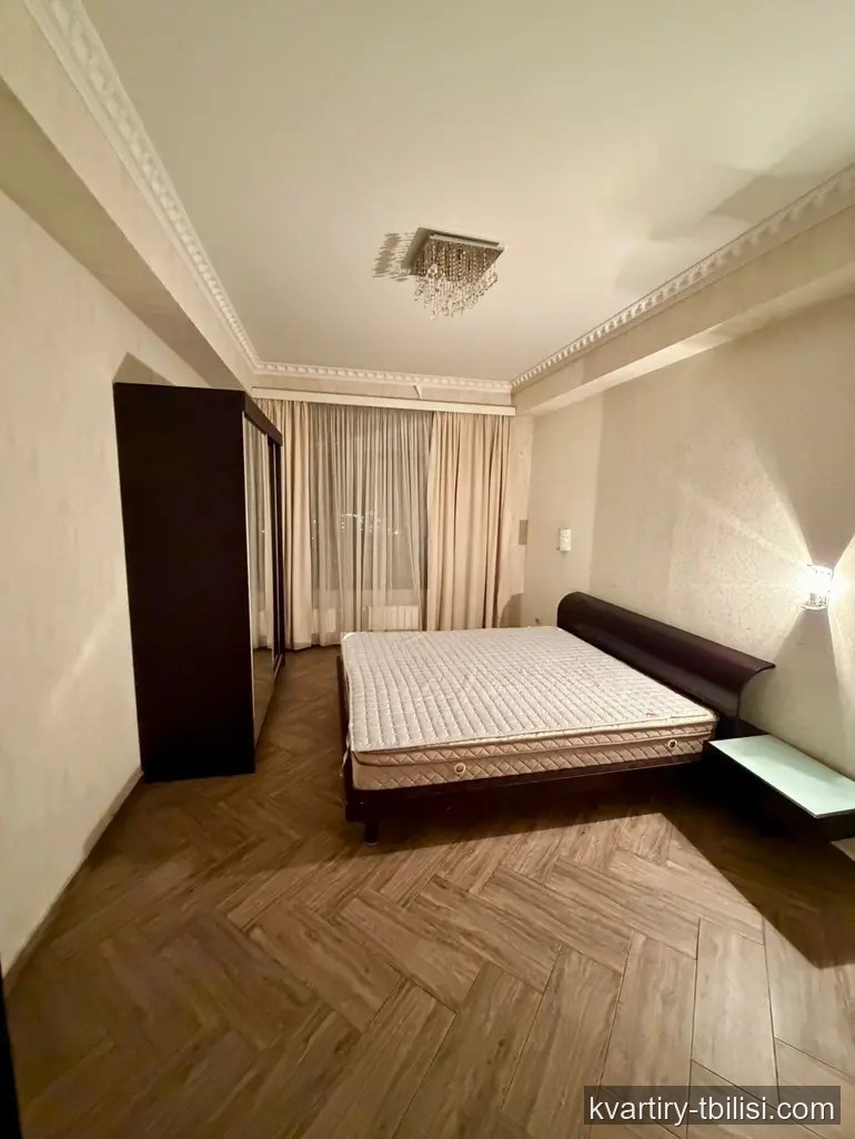 5-комнатная квартира в Авлабари — 300 000 USD | Tbilisi Homes