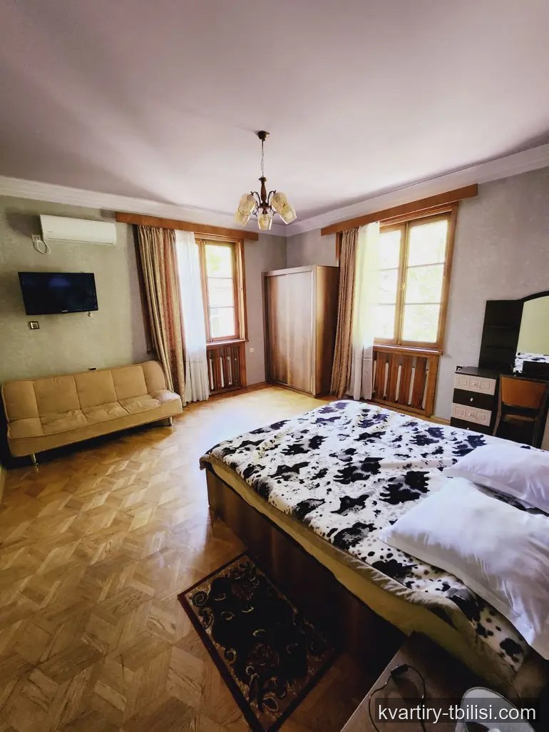 11-комнатный дом в Чугурети — 700 000 USD | Tbilisi Homes