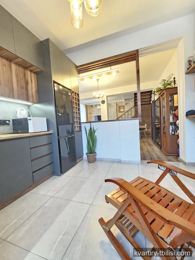 5-комнатный дом в Чугурети — 250 000 USD | Tbilisi Homes
