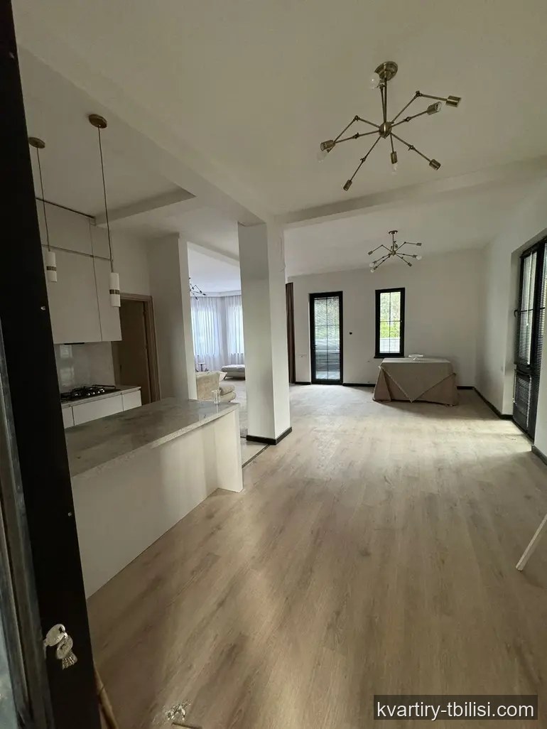 11-комнатный дом в Тбилиси — 7 000 USD/мес | Tbilisi Homes