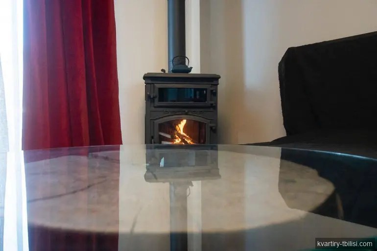 ქირავდება 11 ოთახიანი სახლი თბილისში, 320 მ² — 3 100 USD/თვეში | Tbilisi Homes