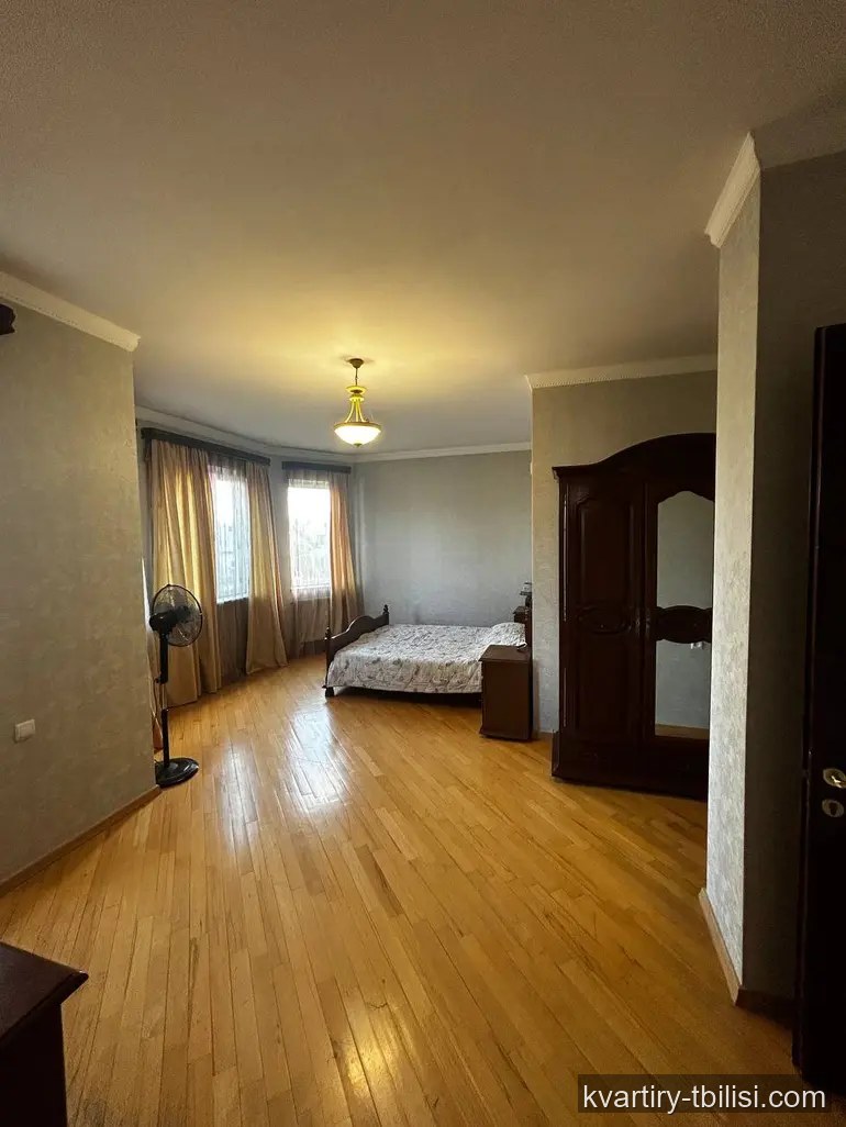 5-bedroom House for rent in Tbilisi, Tbilisi, 378 sqm — 3 000 USD/month | Tbilisi Homes