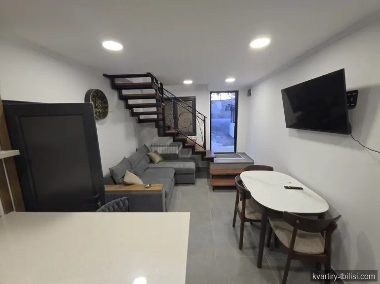 2-bedroom House for rent in Chugureti, Tbilisi, 70 sqm — 750 USD/month | Tbilisi Homes