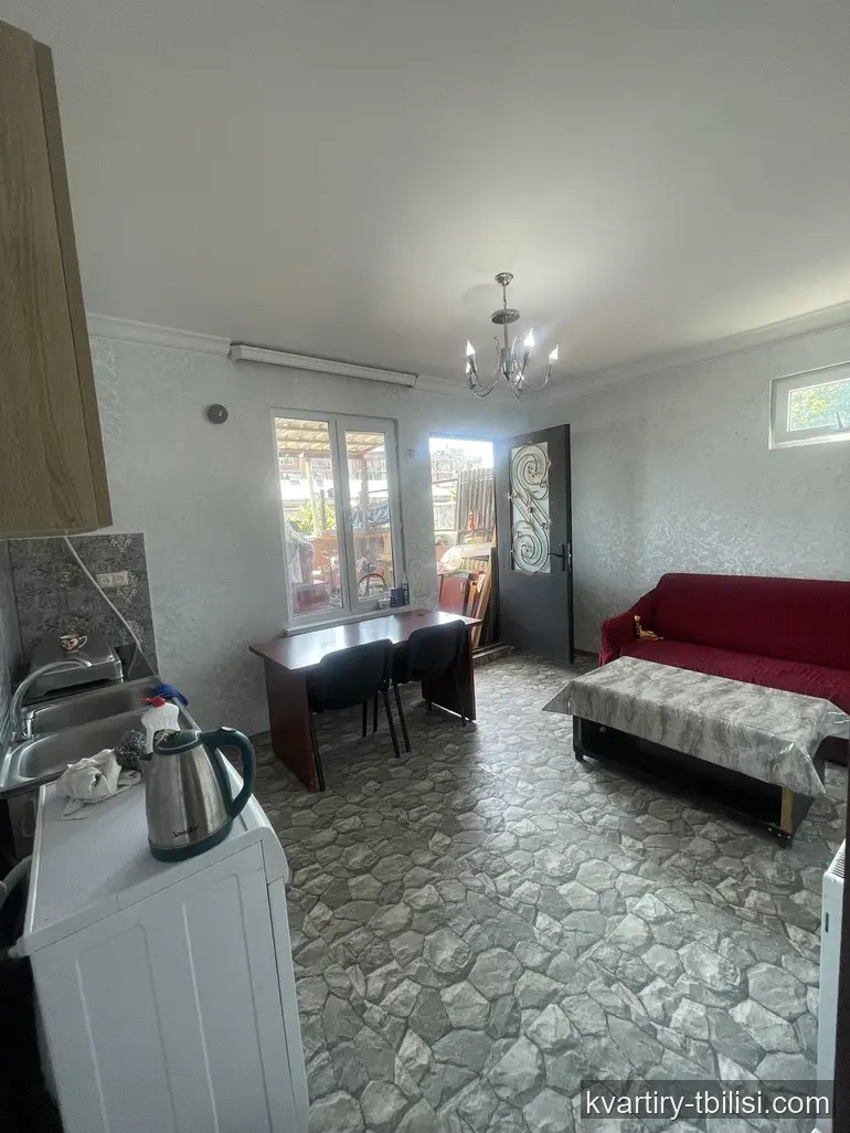 3-комнатный дом в Чугурети — 569 USD/мес | Tbilisi Homes