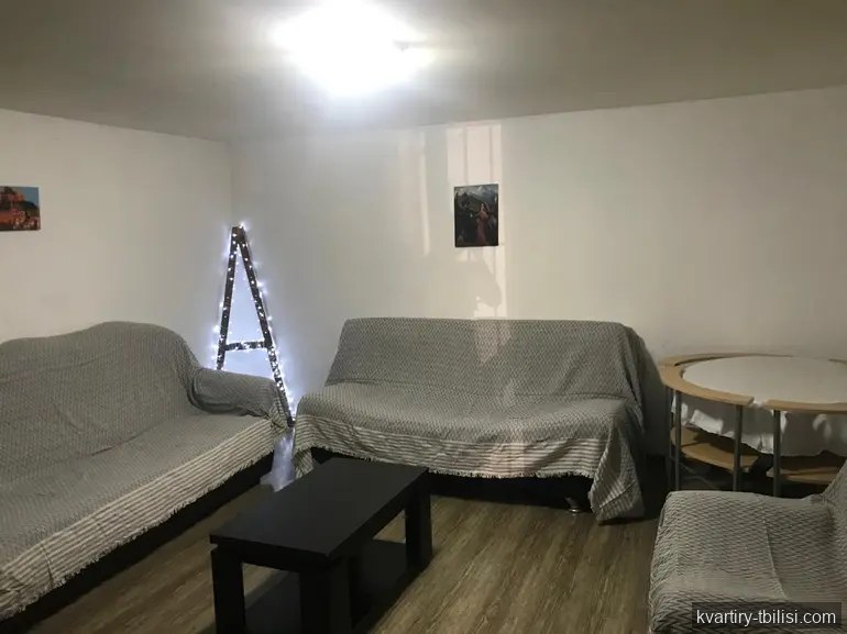 5-bedroom House for rent in Chugureti, Tbilisi, 116 sqm — 600 USD/month | Tbilisi Homes