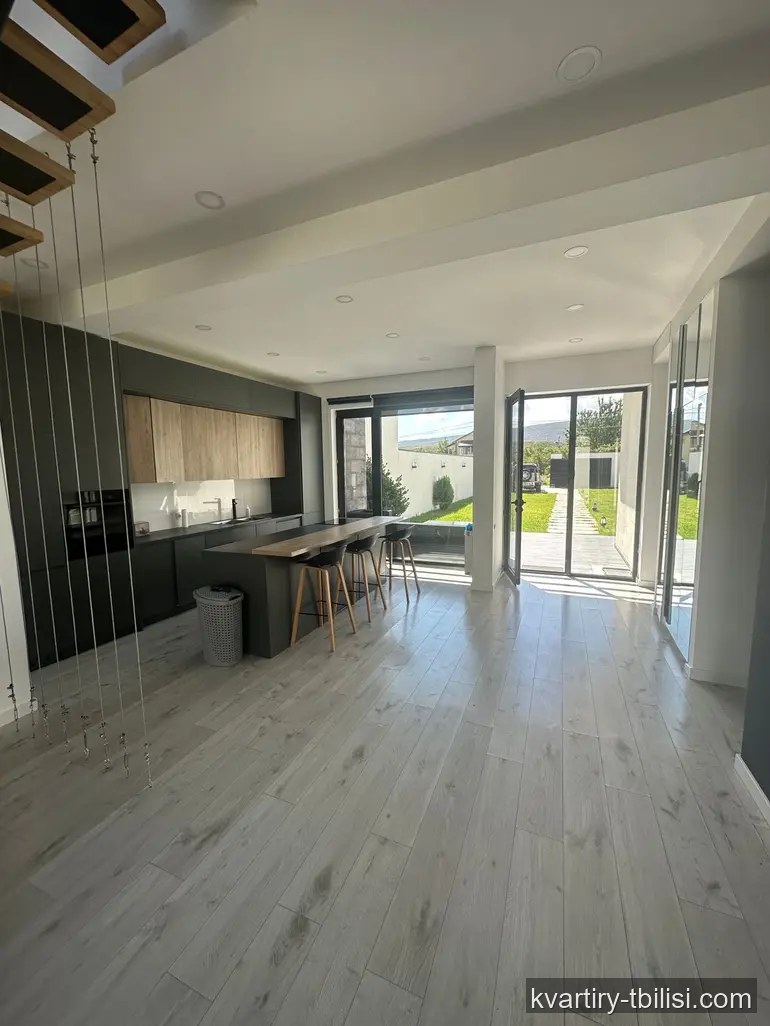 4-комнатный дом в Диди Дигоми — 3 000 USD/мес | Tbilisi Homes