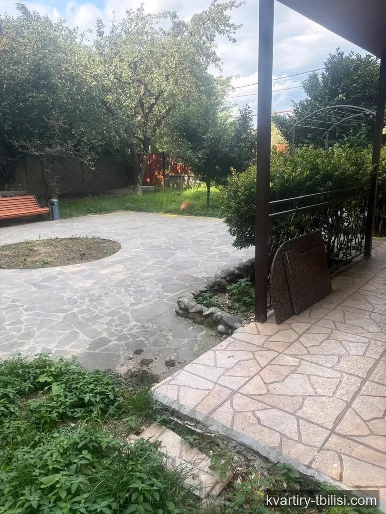8-bedroom House for rent in Didi Digomi, Tbilisi, 270 sqm — 3 500 USD/month | Tbilisi Homes