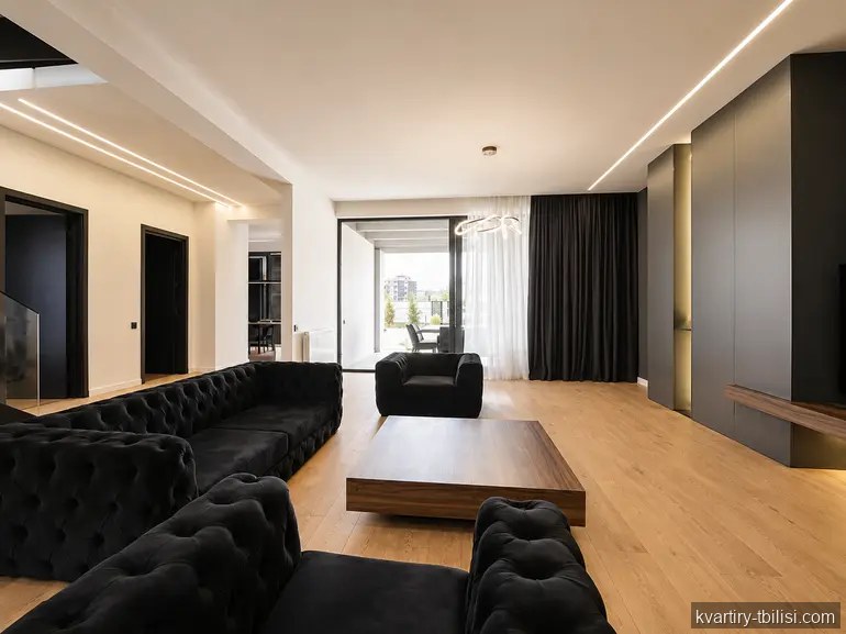 8-bedroom House for rent in Didi Digomi, Tbilisi, 300 sqm — 4 000 USD/month | Tbilisi Homes