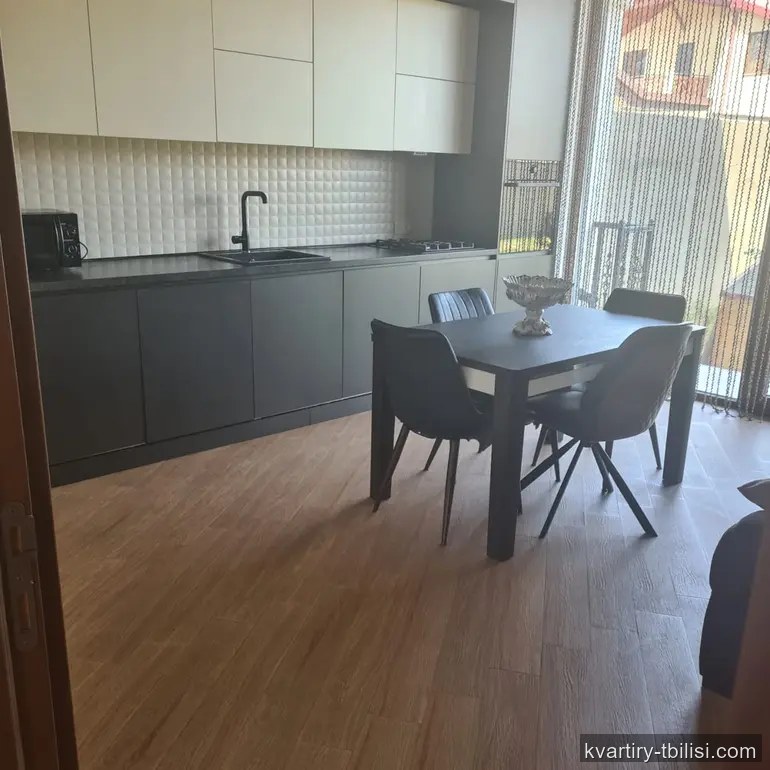 8-bedroom House for rent in Didi Digomi, Tbilisi, 250 sqm — 2 000 USD/month | Tbilisi Homes