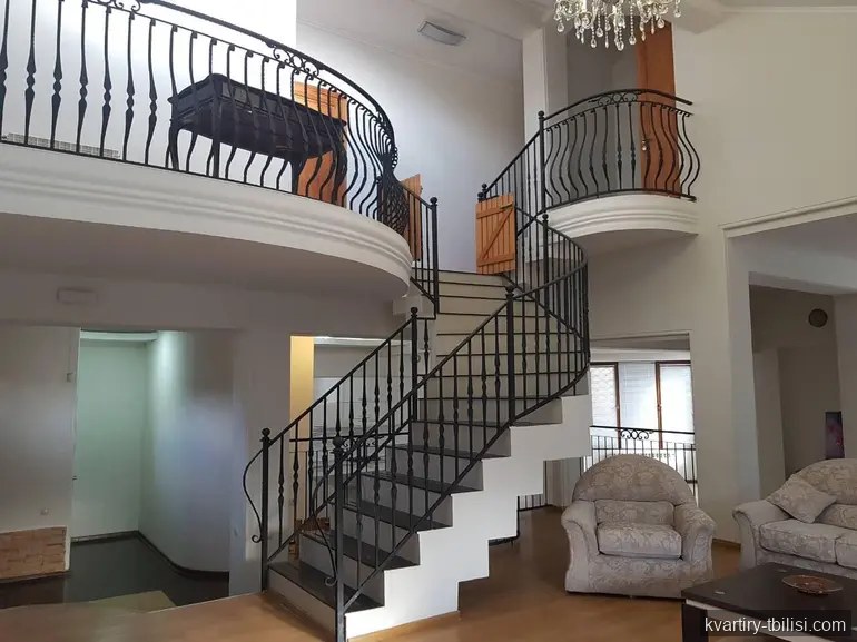 11-bedroom House for rent in Digomi 1-9, Tbilisi, 1000 sqm — 2 500 USD/month | Tbilisi Homes