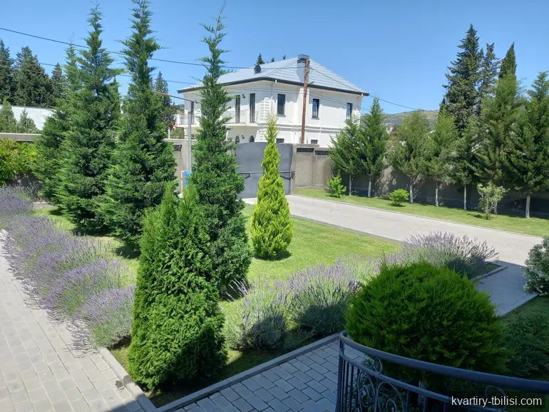 8-bedroom House for rent in Digomi 1-9, Tbilisi, 493 sqm — 5 000 USD/month | Tbilisi Homes