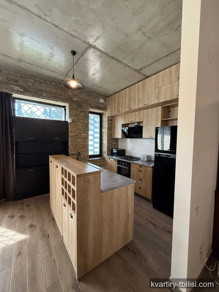 8-bedroom House for rent in Digomi 1-9, Tbilisi, 300 sqm — 2 700 USD/month | Tbilisi Homes