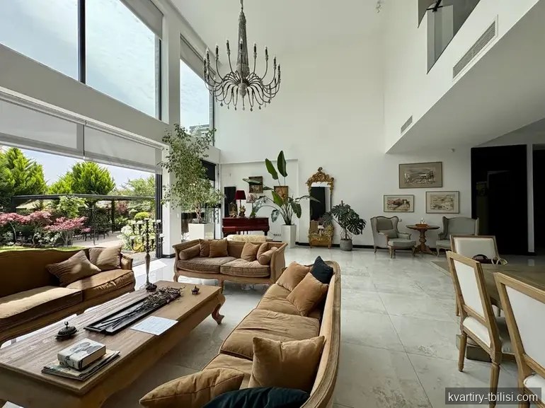 8-комнатный дом в Дигоми 1-9 — 12 000 USD/мес | Tbilisi Homes