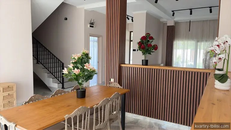 9-комнатный дом в Дигоми 1-9 — 3 500 USD/мес | Tbilisi Homes