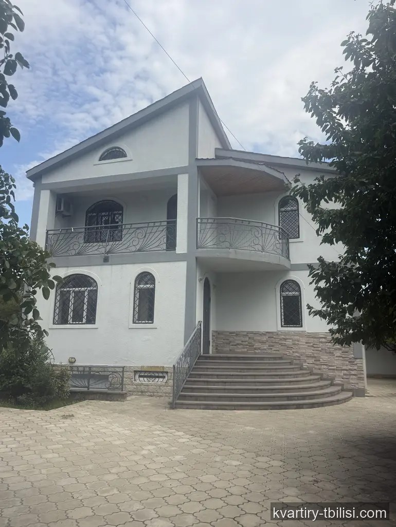9-комнатный дом в Дигоми 1-9 — 2 500 USD/мес | Tbilisi Homes