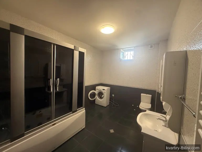 9-комнатный дом в Дигоми 1-9 — 2 500 USD/мес | Tbilisi Homes