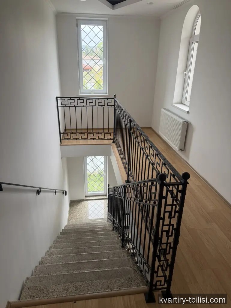 9-комнатный дом в Дигоми 1-9 — 2 500 USD/мес | Tbilisi Homes