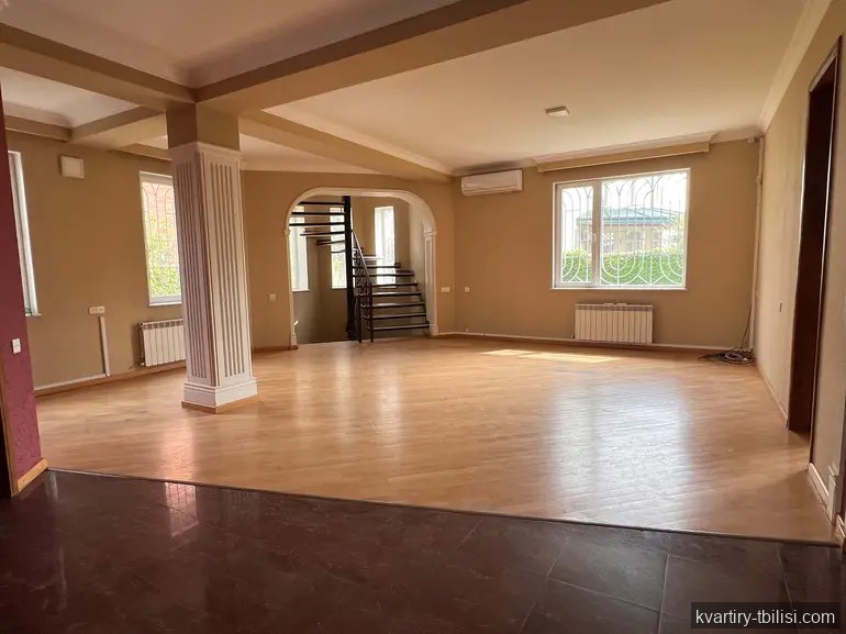 9-комнатный дом в Дигомском массиве — 2 000 USD/мес | Tbilisi Homes