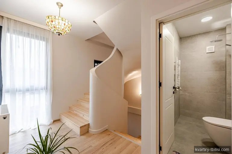 4-комнатный дом на Элиа — 3 000 USD/мес | Tbilisi Homes
