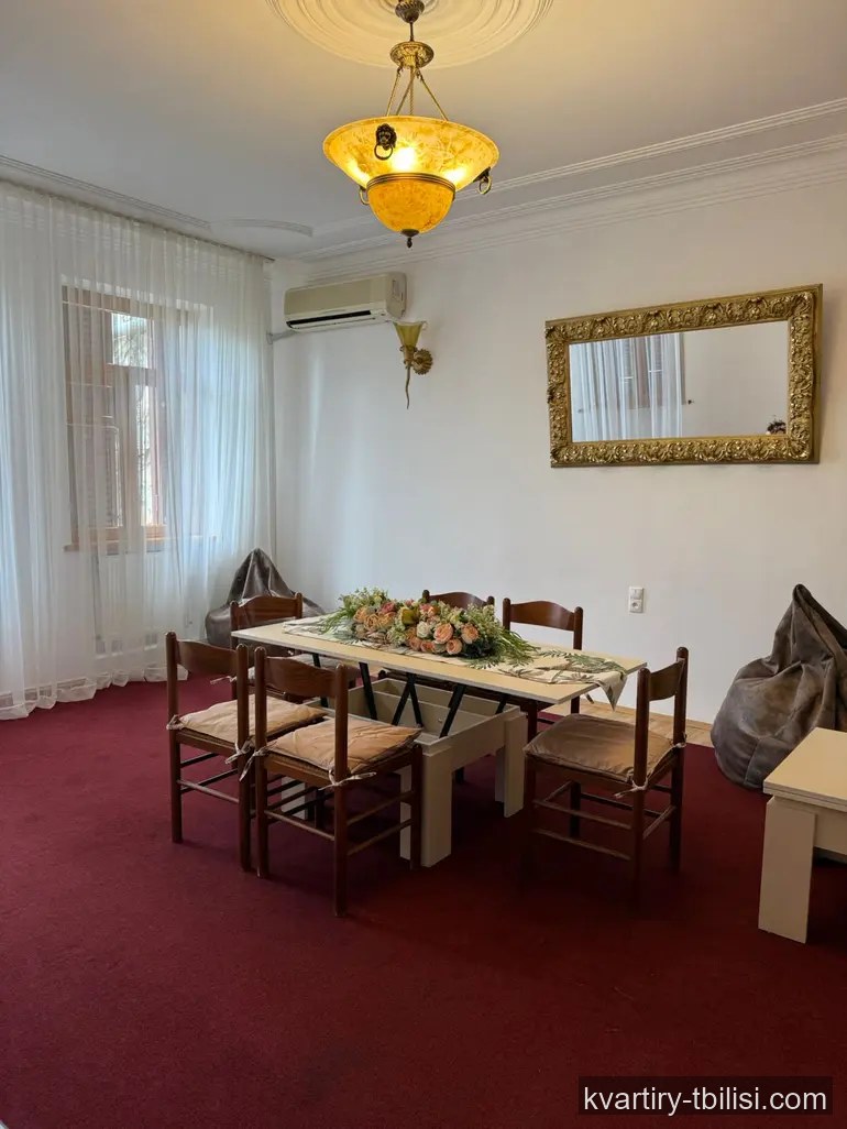 ქირავდება 5 ოთახიანი სახლი ელიაზე, 260 მ² — 2 500 USD/თვეში | Tbilisi Homes