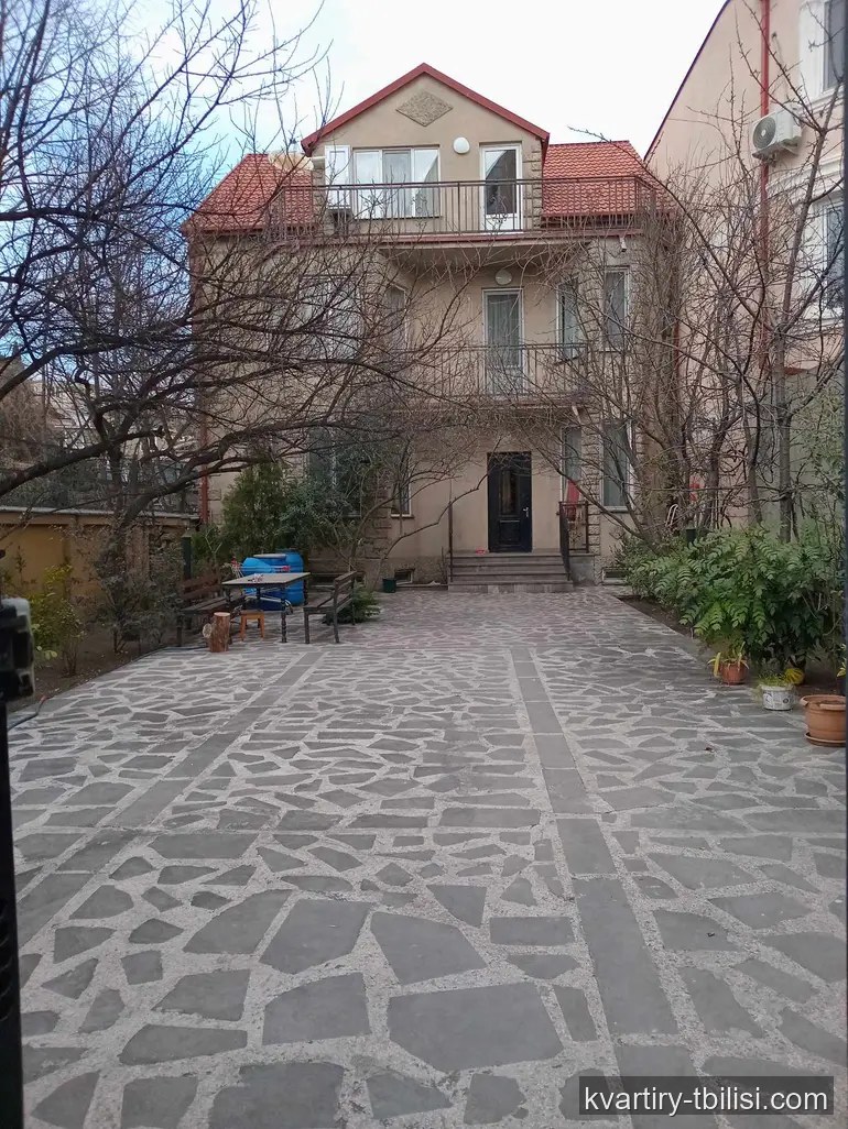 3-комнатный дом в Исани — 600 USD/мес | Tbilisi Homes