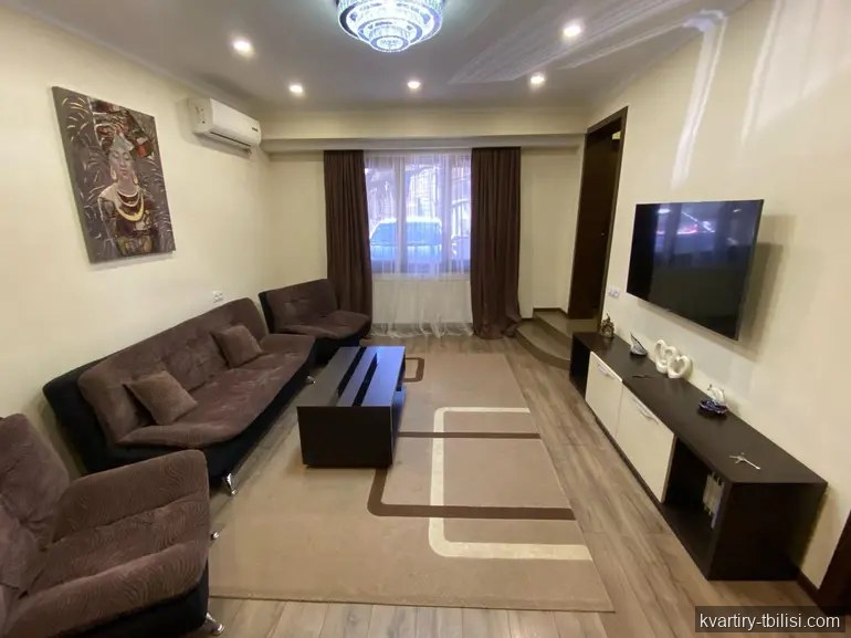4-комнатный дом в Исани — 700 USD/мес | Tbilisi Homes