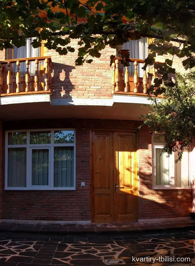 4-bedroom House for rent in Isani, Tbilisi, 90 sqm — 1 200 USD/month | Tbilisi Homes