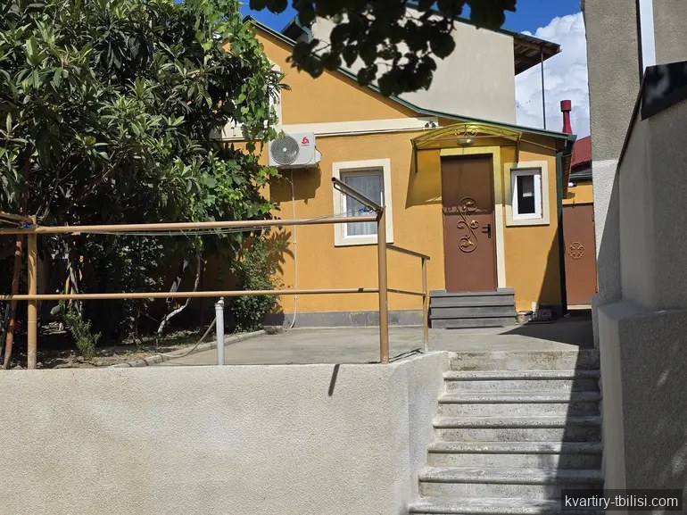 4-комнатный дом в Исани — 1 100 USD/мес | Tbilisi Homes