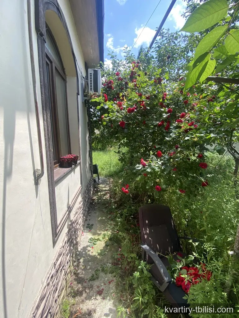 5-комнатный дом в Ивертубани — 1 100 USD/мес | Tbilisi Homes