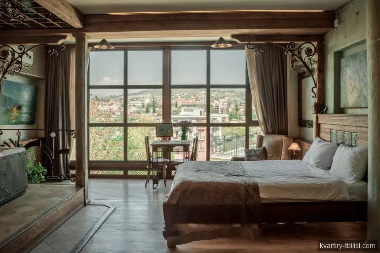 10-bedroom House for rent in Krtsanisi, Tbilisi, 400 sqm — 4 000 USD/month | Tbilisi Homes