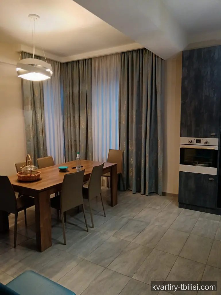 11-bedroom House for rent in Krtsanisi, Tbilisi, 470 sqm — 4 500 USD/month | Tbilisi Homes