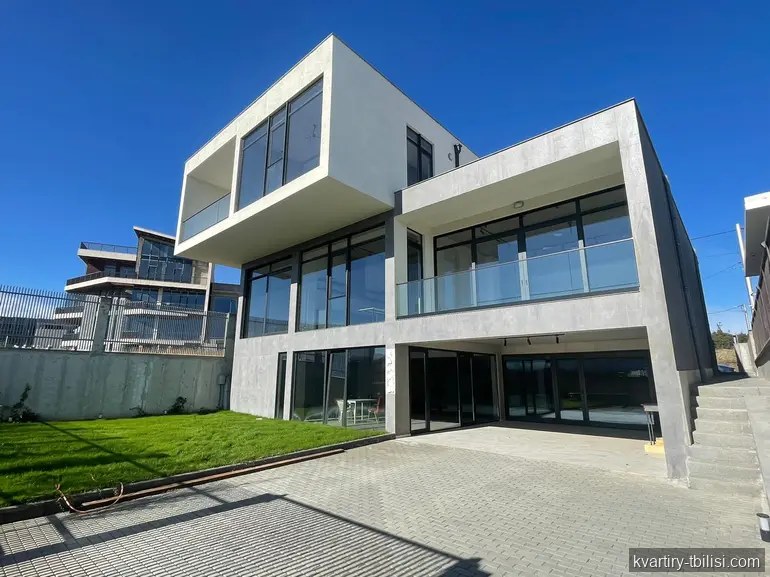 10-bedroom House for rent in Lisi, Tbilisi, 640 sqm — 4 900 USD/month | Tbilisi Homes