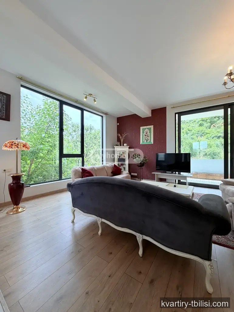 10-комнатный дом в Лиси — 5 000 USD/мес | Tbilisi Homes