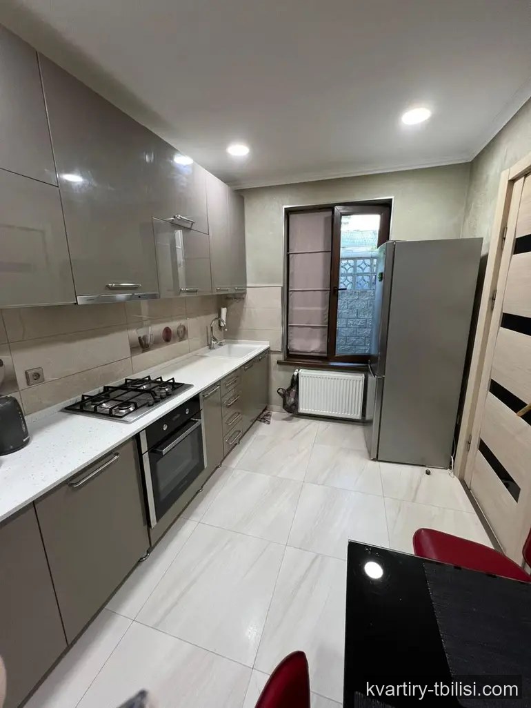 7-bedroom House for rent in Lotkini, Tbilisi, 250 sqm — 1 300 USD/month | Tbilisi Homes