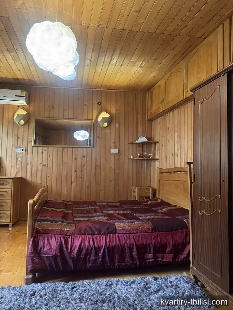 3-комнатный дом на Мтацминде — 900 USD/мес | Tbilisi Homes