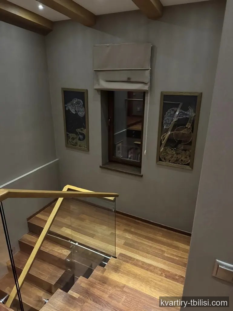 7-комнатный дом на Мтацминде — 2 900 USD/мес | Tbilisi Homes