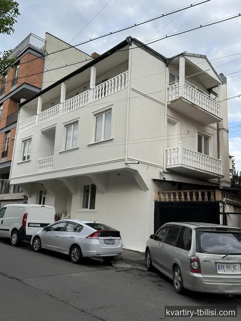 9-комнатный дом в Надзаладеви — 2 000 USD/мес | Tbilisi Homes