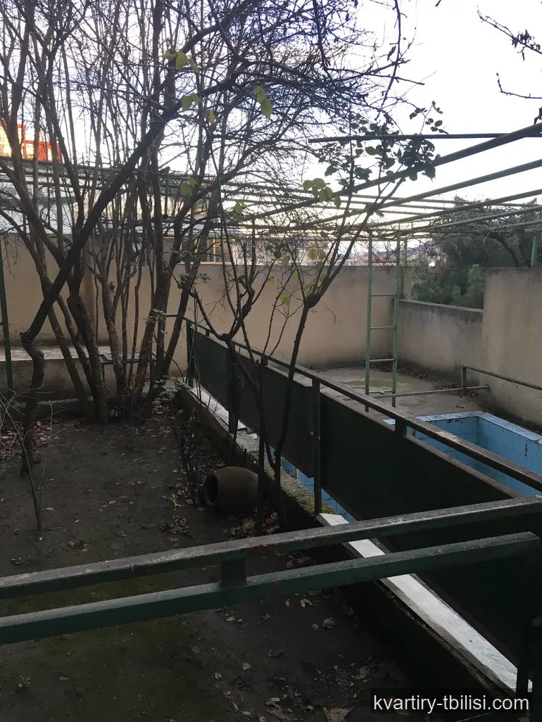 11-комнатный дом на Нутсубидзе — 1 900 USD/мес | Tbilisi Homes