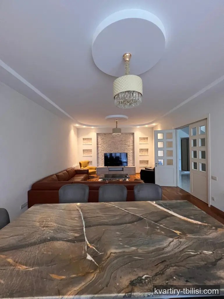 5-bedroom House for rent in Nutsubidze, Tbilisi, 500 sqm — 3 500 USD/month | Tbilisi Homes