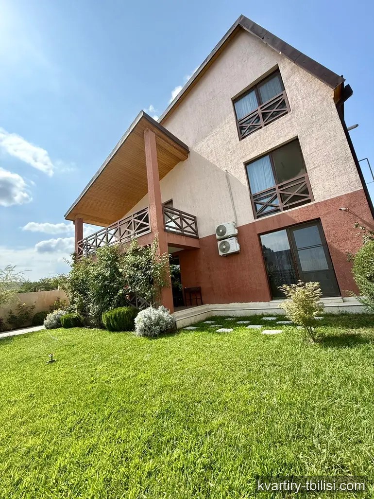 9-комнатный дом на Нутсубидзе — 2 500 USD/мес | Tbilisi Homes