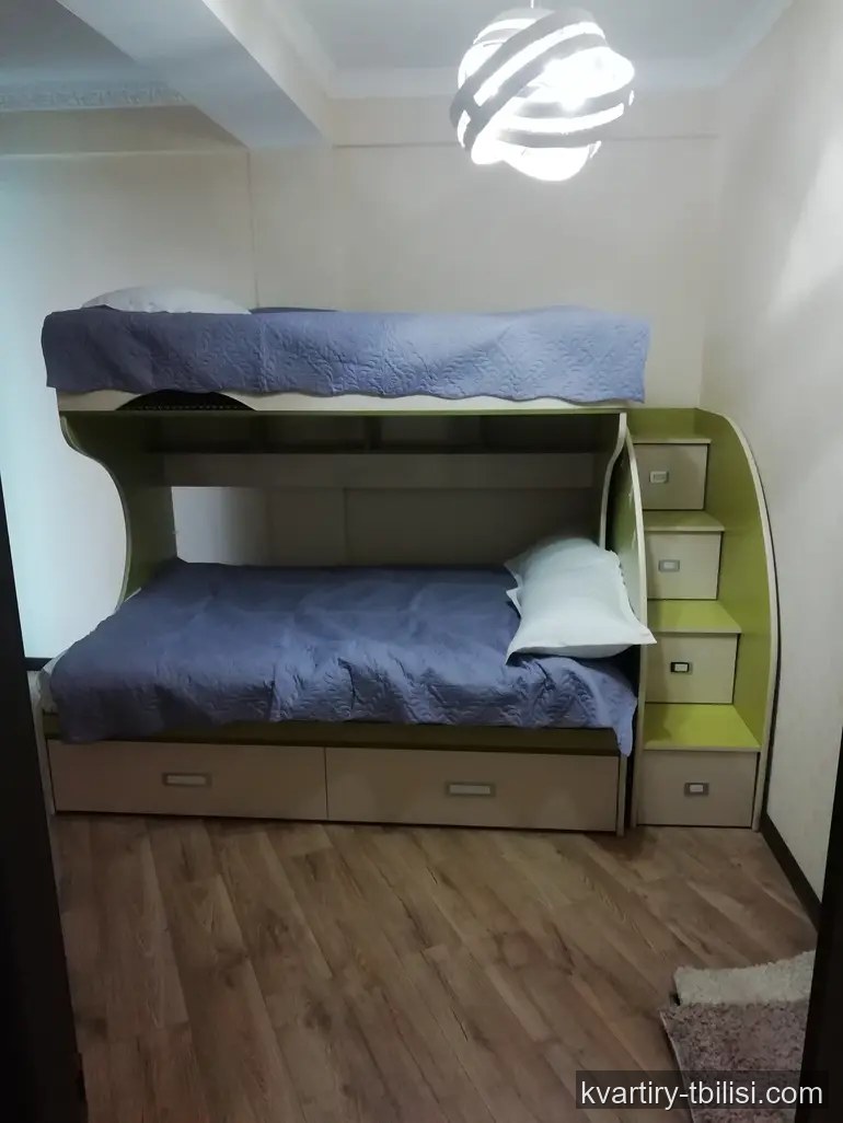10-комнатный дом в Ортачале — 1 550 USD/мес | Tbilisi Homes