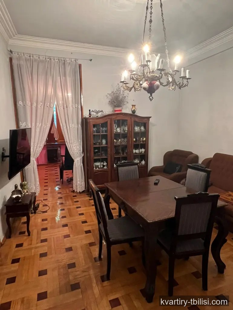 3-bedroom House for rent in Ortachala, Tbilisi, 245 sqm — 480 USD/month | Tbilisi Homes