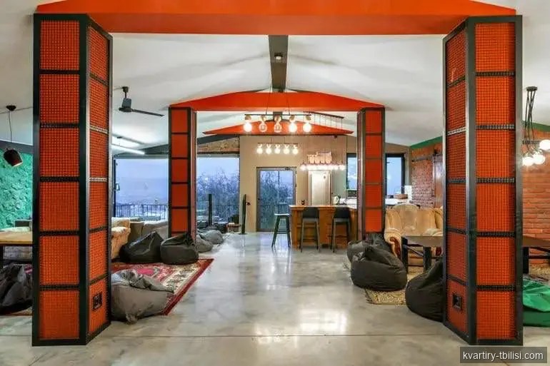 10-комнатный дом на Сабуртало — 3 000 USD/мес | Tbilisi Homes