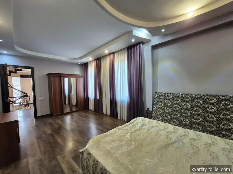 4-bedroom House for rent in Saburtalo, Tbilisi, 300 sqm — 850 USD/month | Tbilisi Homes
