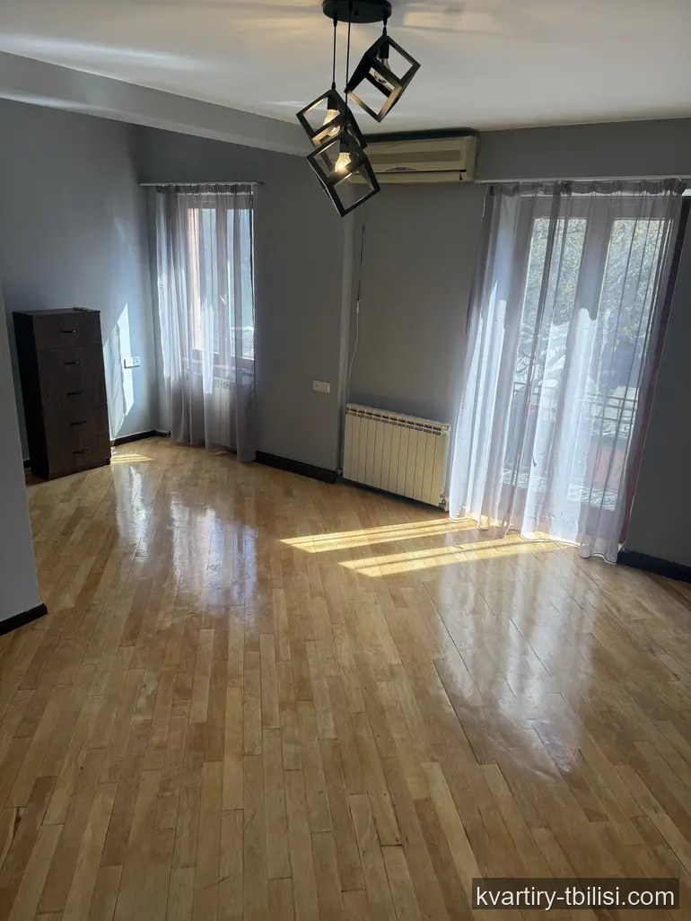 5-bedroom House for rent in Saburtalo, Tbilisi, 200 sqm — 1 500 USD/month | Tbilisi Homes