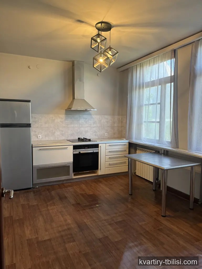 5-bedroom House for rent in Saburtalo, Tbilisi, 200 sqm — 1 500 USD/month | Tbilisi Homes